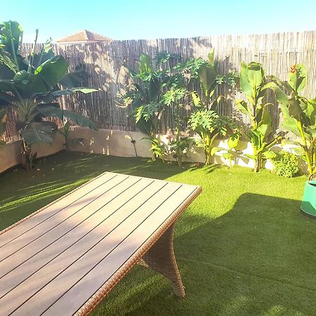 Espacioso Apartamento Con Preciosos Jardines Y Bbq Isla Plana Kültér fotó