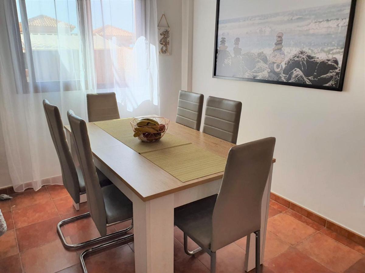Espacioso Apartamento Con Preciosos Jardines Y Bbq Isla Plana Kültér fotó