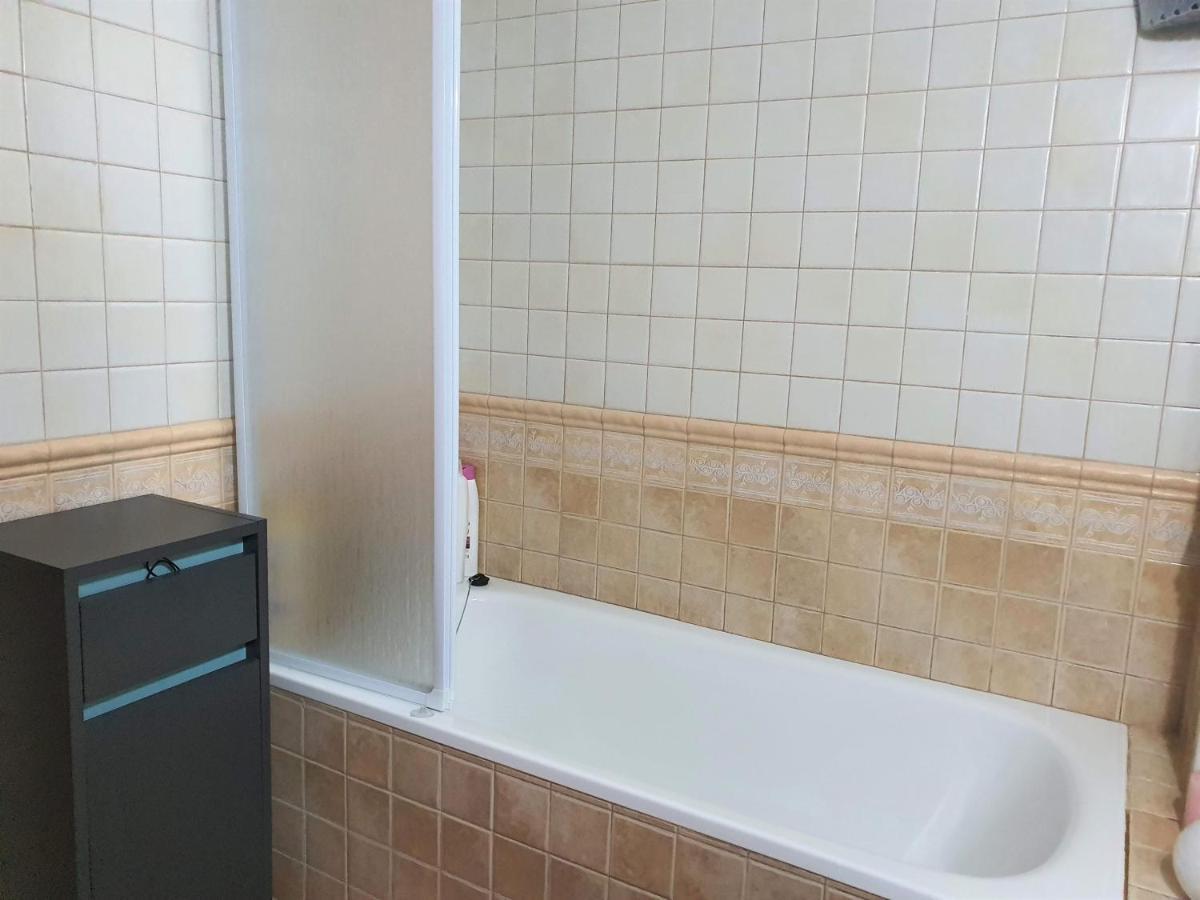 Espacioso Apartamento Con Preciosos Jardines Y Bbq Isla Plana Kültér fotó